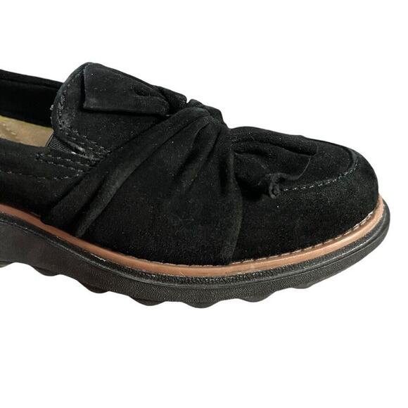 Clarks Black Loafers with Tassels and Platform Sole - Picture 2 of 16